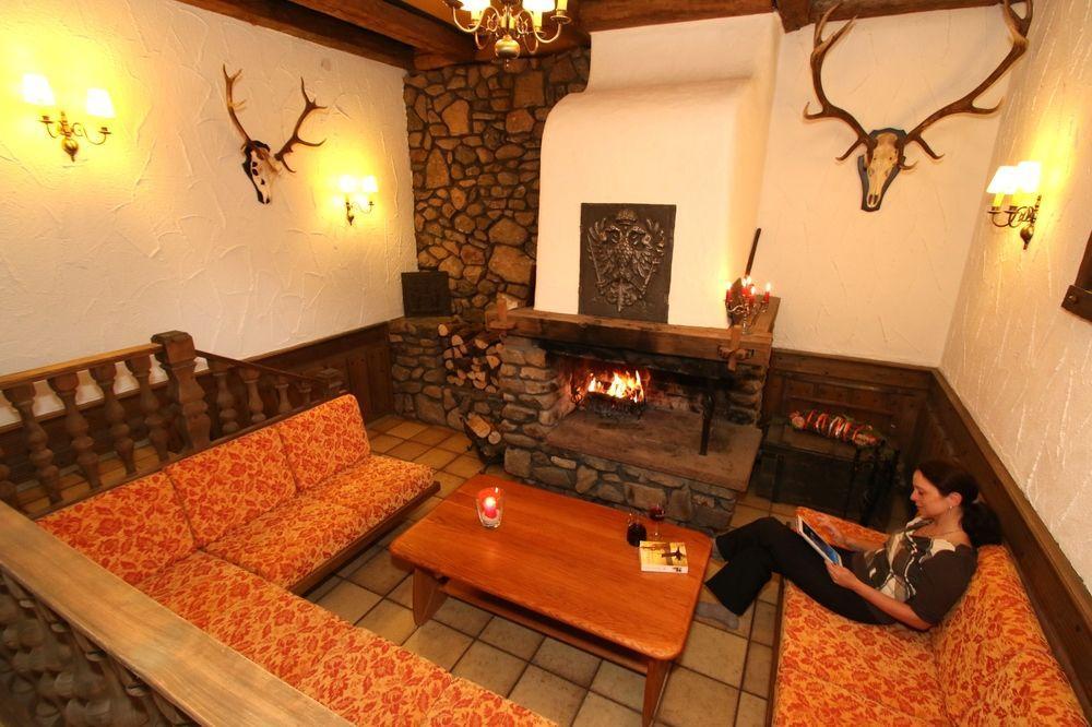 Hotel Landgasthof Adler Altenrond Exterior photo
